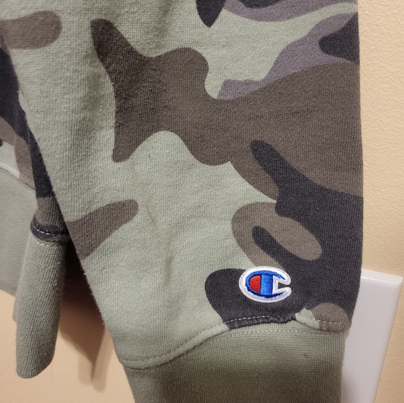 Champion sweatshirt - Picture 4 of 6